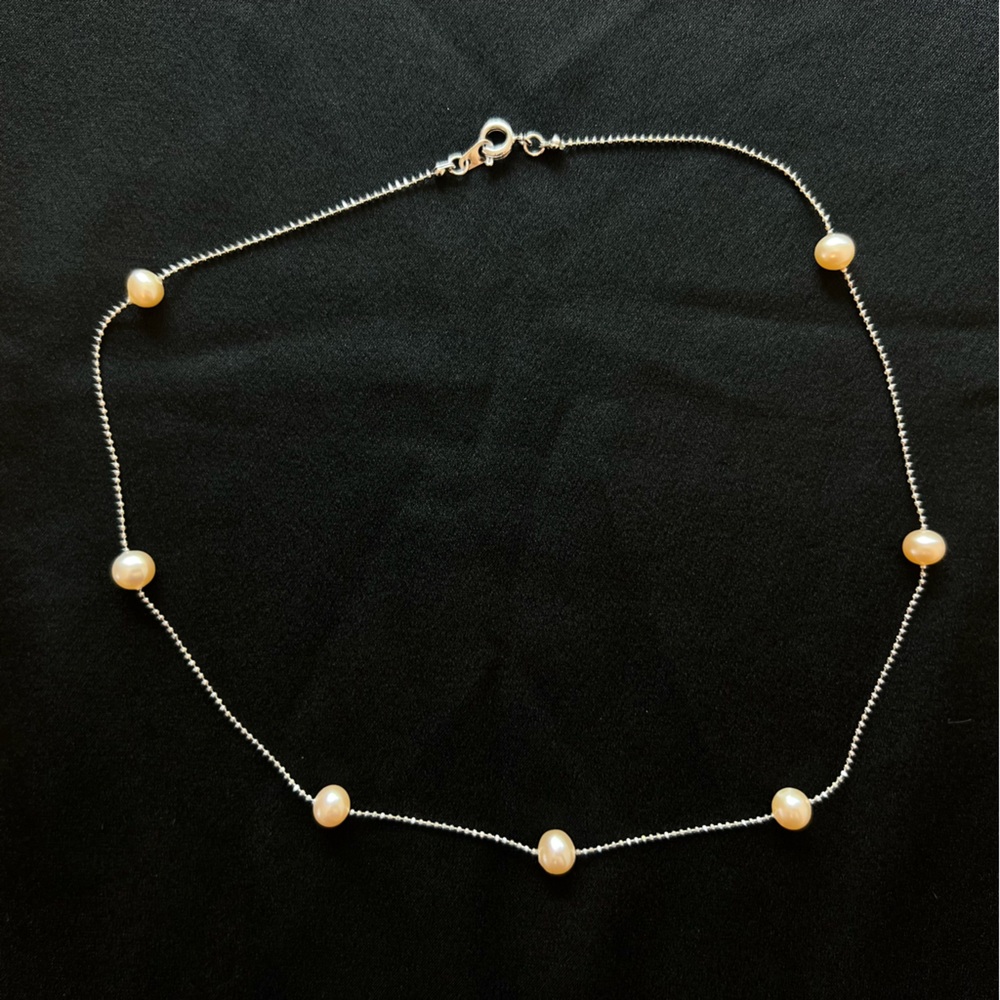 18K White Gold Chain With Light Pink Freshwater Pearls Necklace - Picture 2 of 3